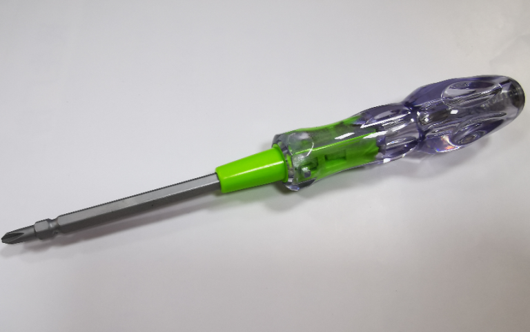 1803 Voltage Tester R